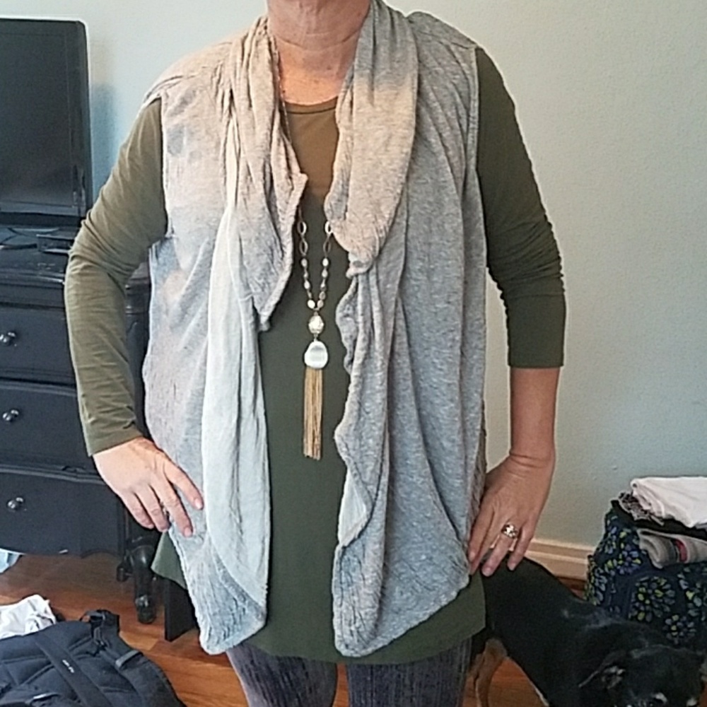 Anthropologie Bordeaux - Mock Neck Vest